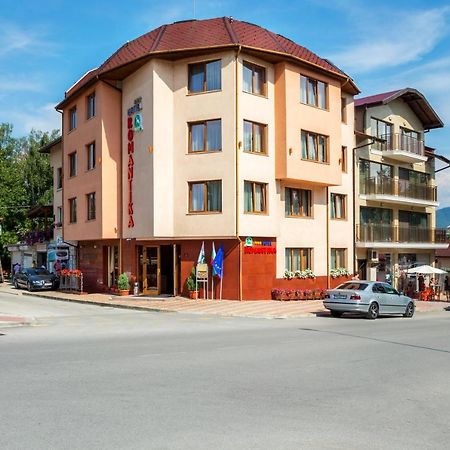 Hotel Romantika Velingrad Bagian luar foto